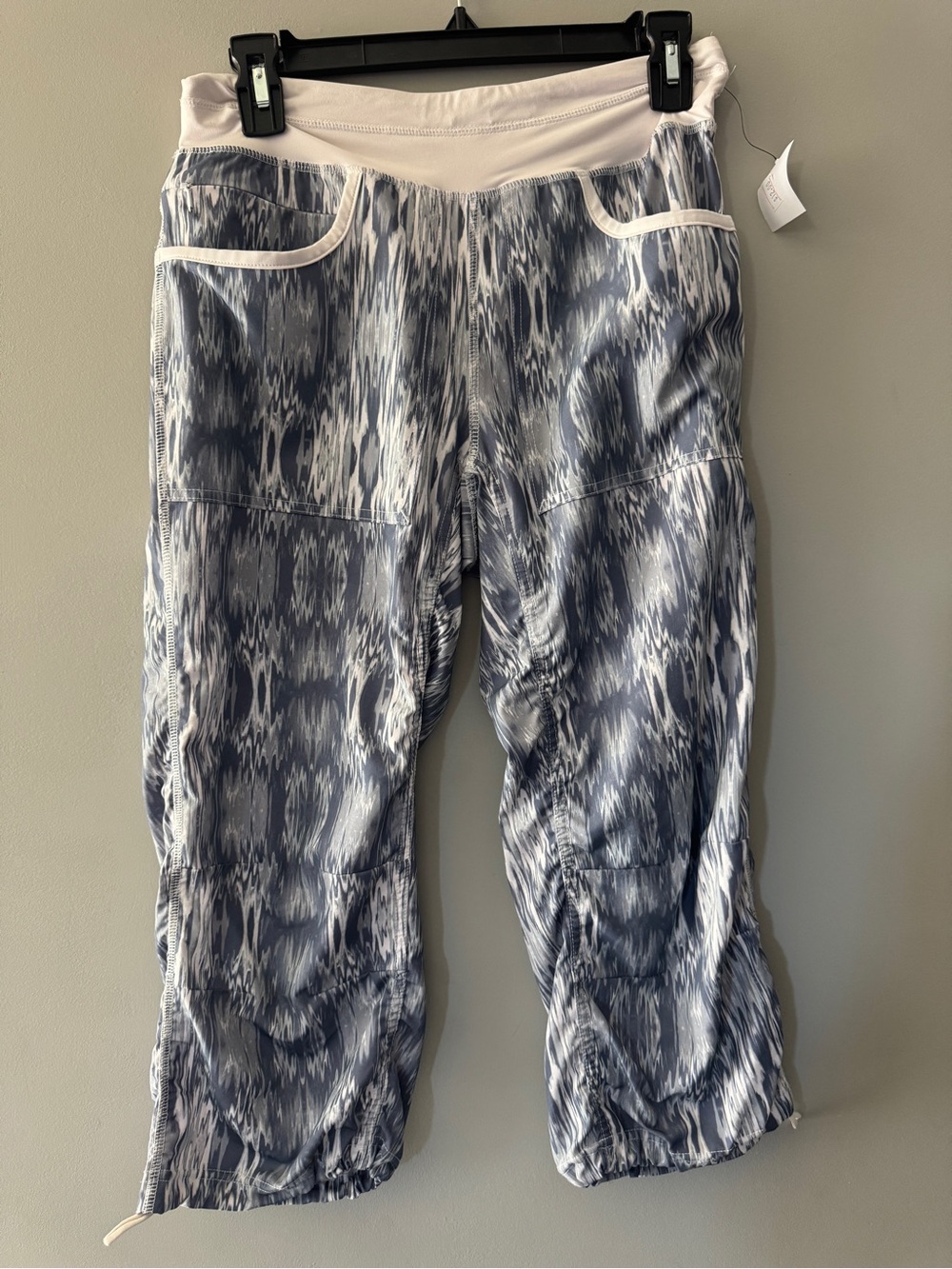 Kyodan | grey and white pattern shorts | XS